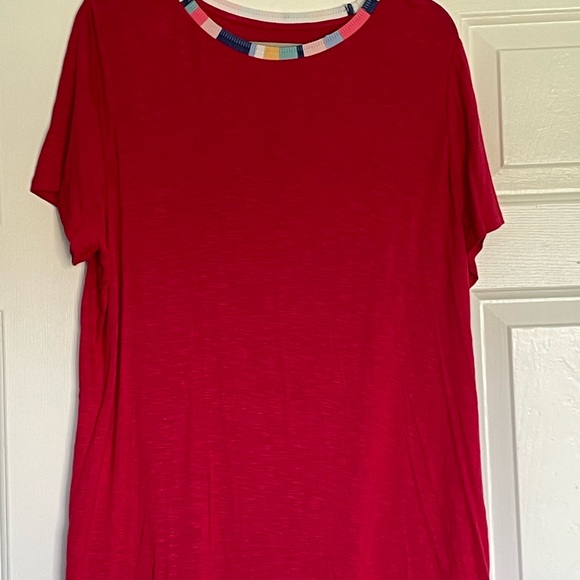 Woman’s Red Lane Bryant Shirt with Multi Colored Collar.  Size 14/16. - Picture 3 of 3